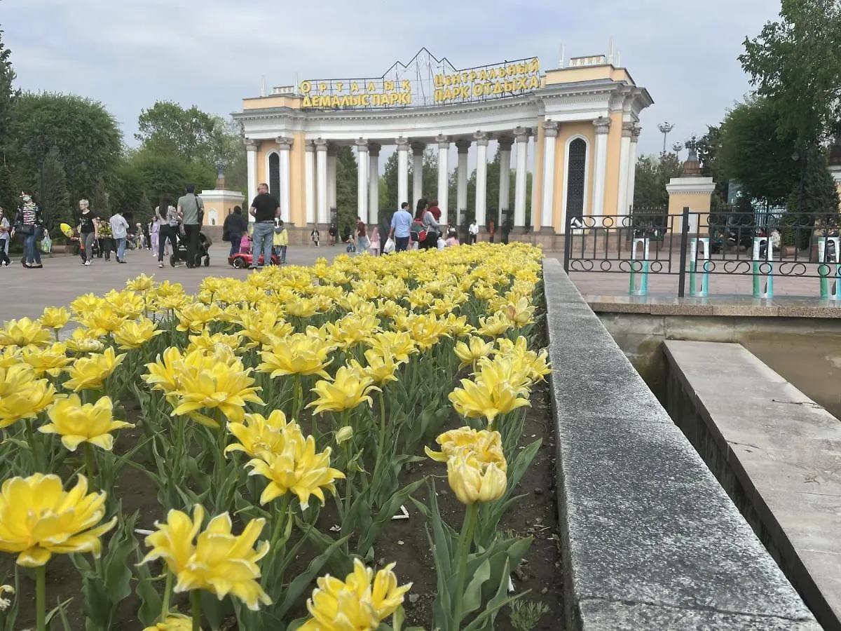 Апартаменты #3 Almaty Lejlighed